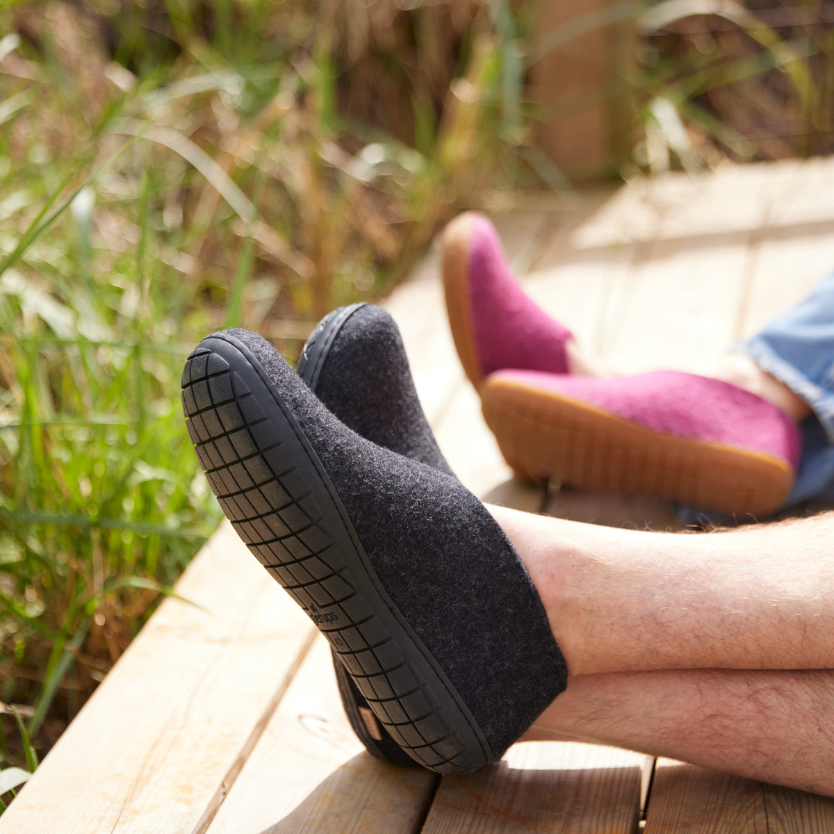 glerups Hausschuhe mit Naturkautschuksohle - schwarz Hausschuhe mit Naturkautschuk Anthrazit